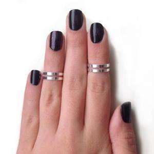 Love Double Knuckle Rings In Silver - Set Of 2
